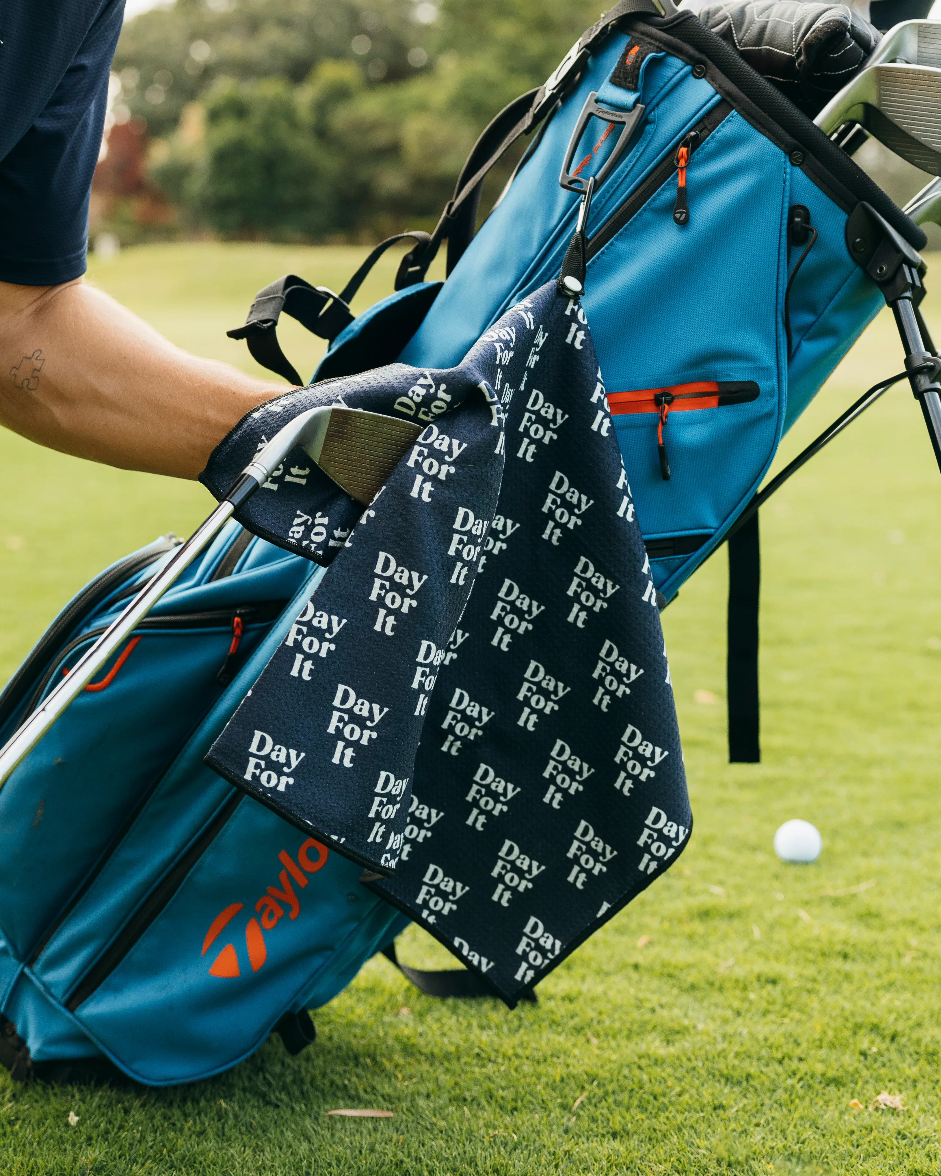 Day For It Microfibre Golf Towel - Image 4